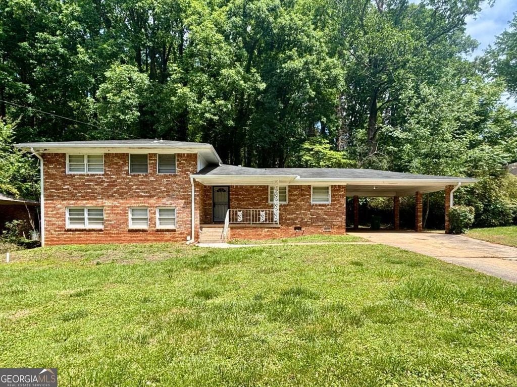 Photo of 2612 Dawn Drive, Decatur, GA 30032 (MLS # 10760362)