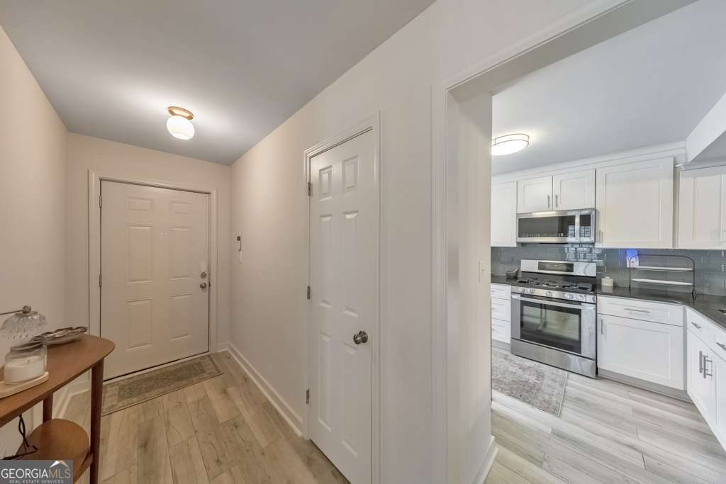 2901 Lenox RD NE 1005