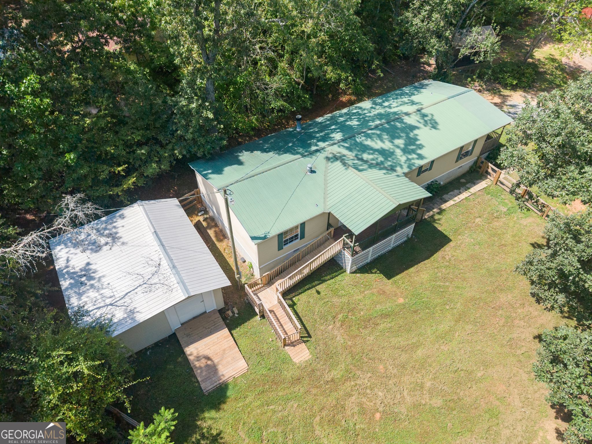 6220 Lee LN