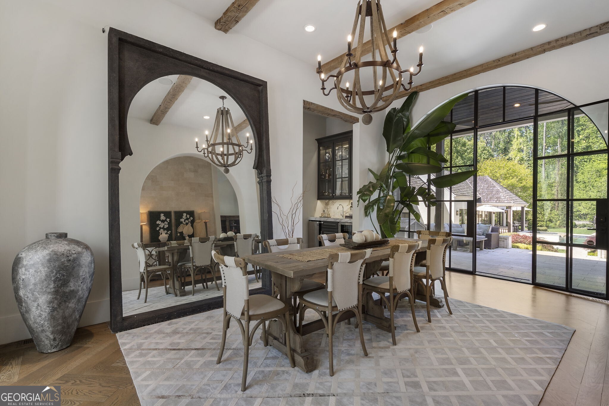 3888 Peachtree Dunwoody RD