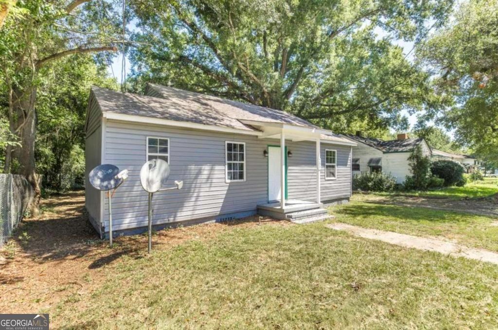 Photo of 209 Calhoun Street, Fort Valley, GA 31030 (MLS # 10693386)