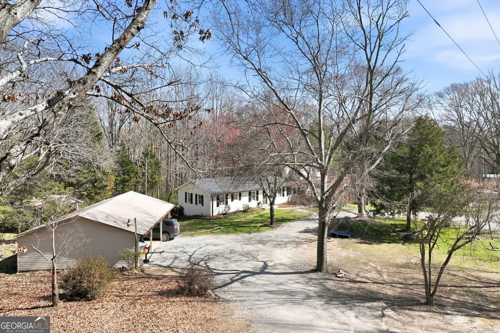 Photo of 4005 Price Road, Gainesville, GA 30506 (MLS # 10706389)