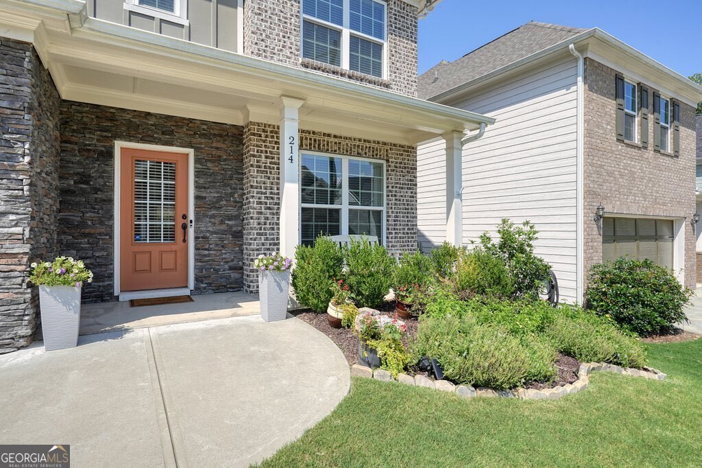 214 Gaston CT