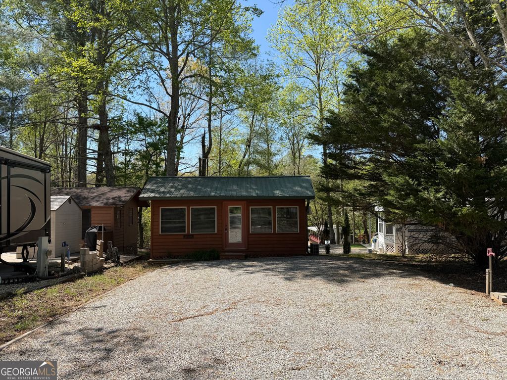 Photo of 111 Maple Wood Lane, Cleveland, GA 30528 (MLS # 10731716)