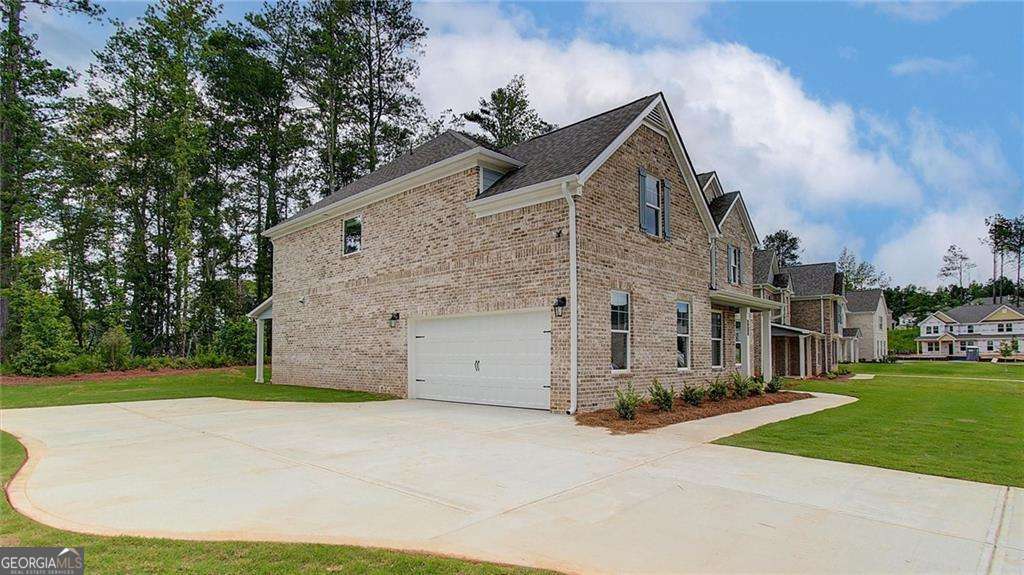 322 Delta DR