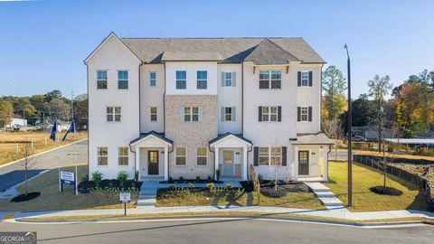 6214 Honeybell ALY 52 Mableton GA 30126