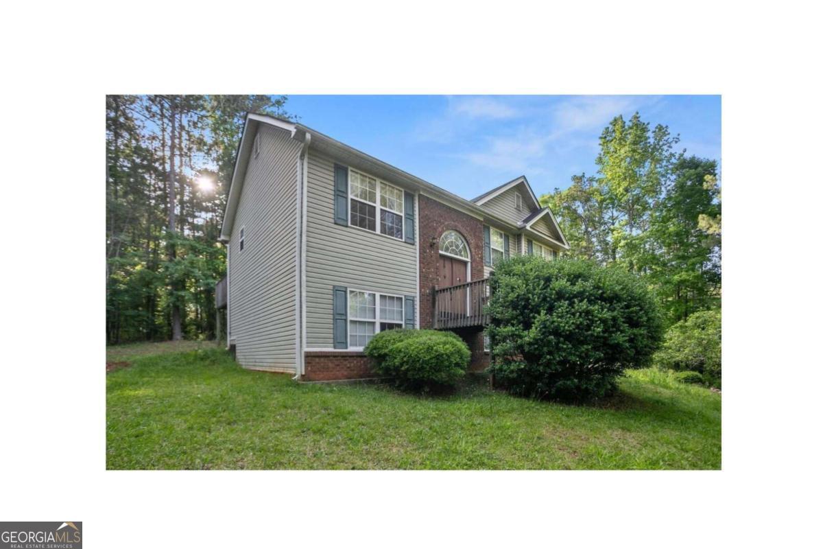 ?? Motivated Seller Owner Financing Available Pre-Foreclosure Opportunity in Winston, GA! Welcome to 8915 Tweeddale Drive, a spacious 4-bedroom, 3-bathroom home nestled in the peaceful and established Cheviot Hills community of Winston, GA. With 1,583 square feet of living space, this two-story traditional home offers a smart and functional layout, perfect for families or savvy investors looking for long-term potential. Step inside to discover vaulted ceilings that create an airy, open feel in the main living areas. The home features a split-bedroom floor plan, with three bedrooms and two full baths on the main level, and a private guest suite or bonus room with a full bath on the lower level-ideal for multi-generational living or rental income. Additional highlights include: 2-car attached garage with extra storage Corner lot on over 0.62 acres with wooded privacy Deck and patio for outdoor entertaining Central HVAC, updated appliances, and a solid structure ready for your personal touch While the home reflects some dated finishes, it offers a strong foundation and is priced to sell quickly. Whether you're a first-time buyer, investor, or someone looking for a flexible financing option, this is a rare opportunity you don't want to miss. ?? Why Winston? Located just minutes from Post Road and I-20, Winston offers the charm of small-town living with easy access to Douglasville, Carrollton, and downtown Atlanta. Enjoy top-rated schools like South Douglas Elementary and Alexander High School, nearby parks, and a strong sense of community-all without the hustle and bustle of the city. ?? Seller is highly motivated and open to owner financing! Don't wait-this home is priced below market value and won't last long. ?? Schedule your private showing today and explore the possibilities at 8915 Tweeddale Drive!