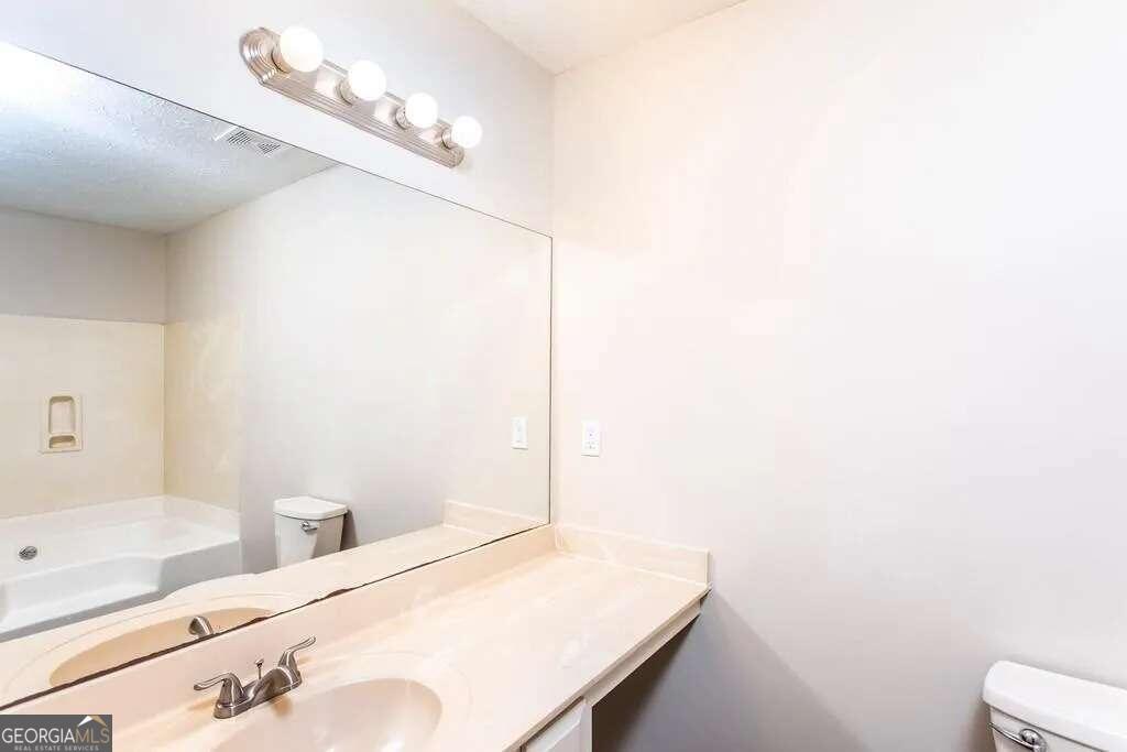 Main Station - Residential Lease