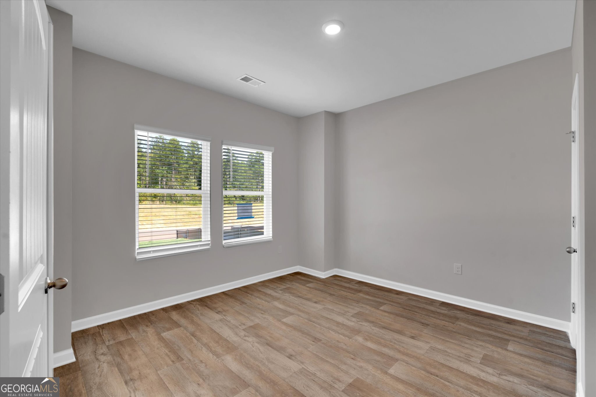 603 Halflinger RD 22