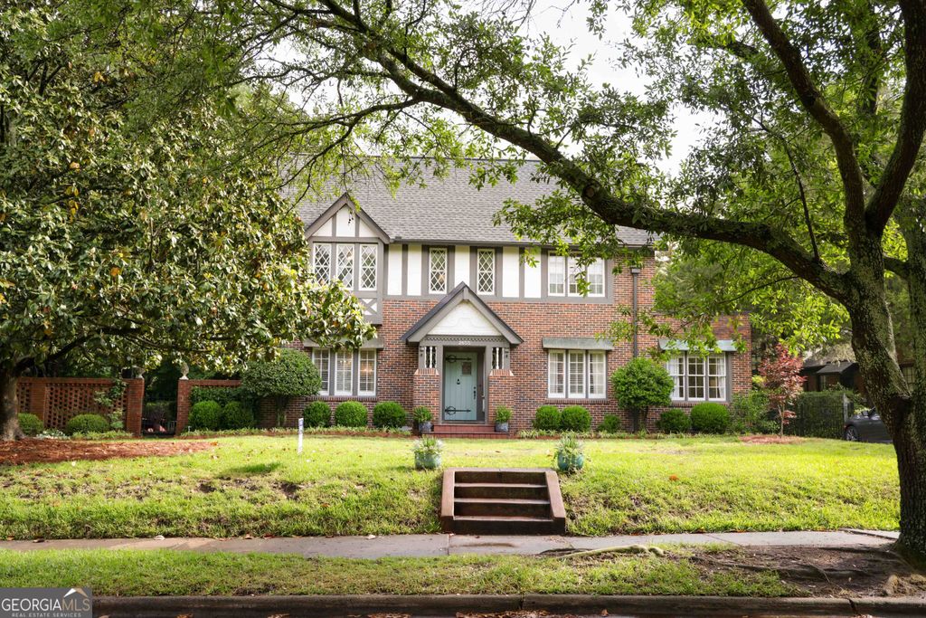 Photo of 2655 Stanislaus Circle, Macon, GA 31204 (MLS # 10758572)