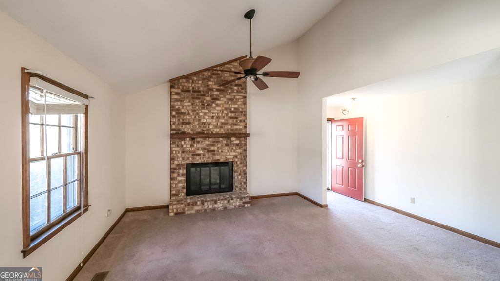 Photo of 113 Oxford Square, Carrollton, GA 30117 (MLS # 10692526)