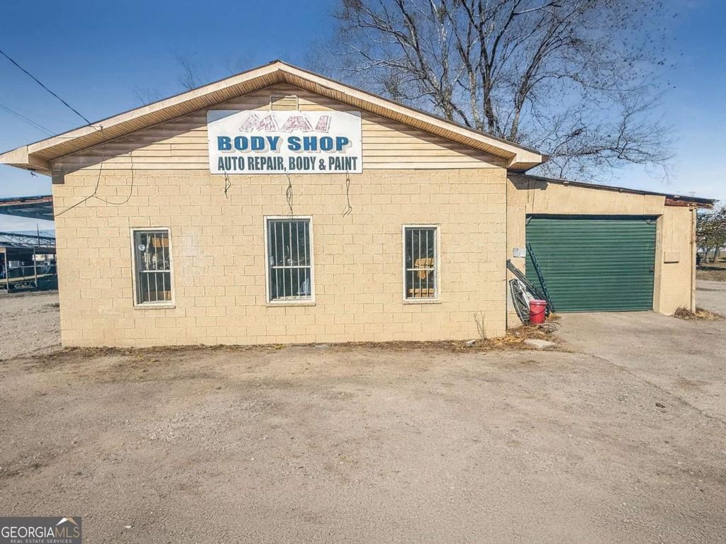 Photo of 1410 Westside Drive, Gainesville, GA 30501 (MLS # 10662475)