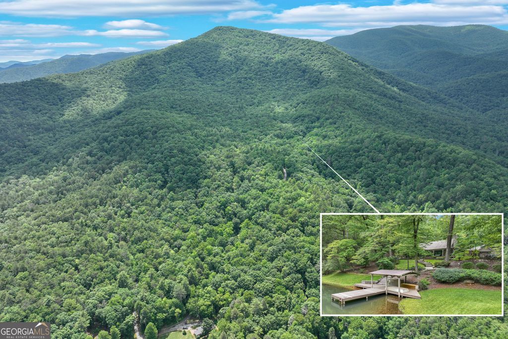 Photo of 2001 Chimney Mountain Flats Trail, Clarkesville, GA 30523 (MLS # 10771252)