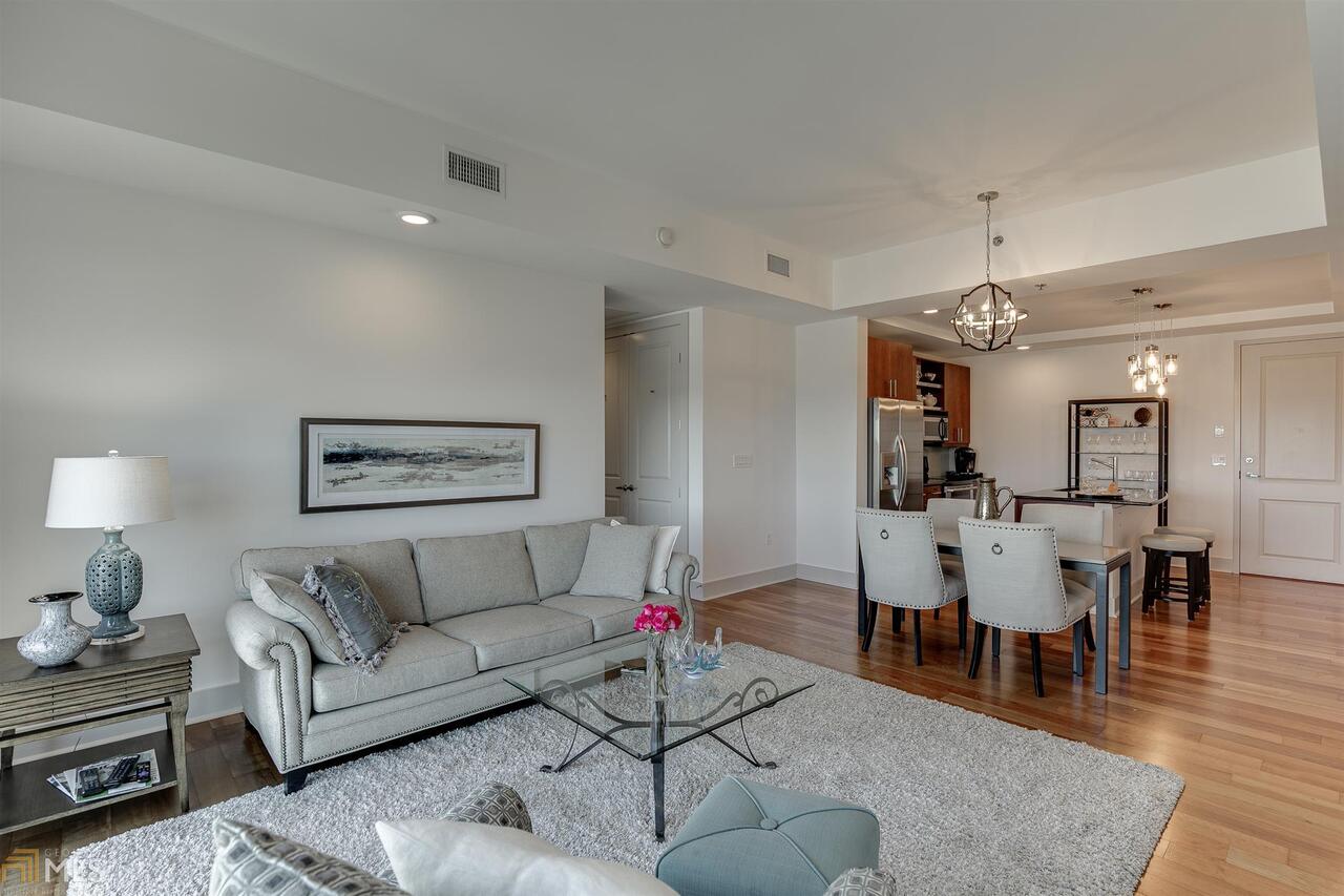 The Manhattan - Residential