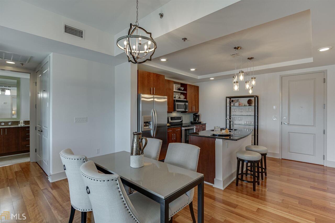 The Manhattan - Residential