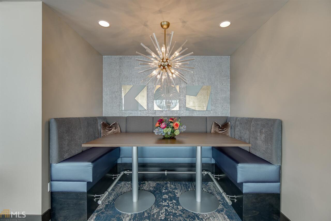 The Manhattan - Residential