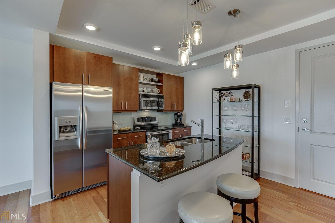 The Manhattan - Residential