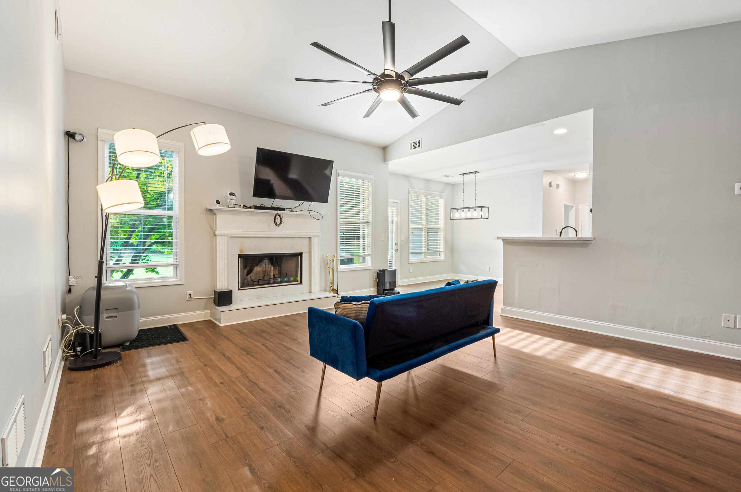 115 Linda ST