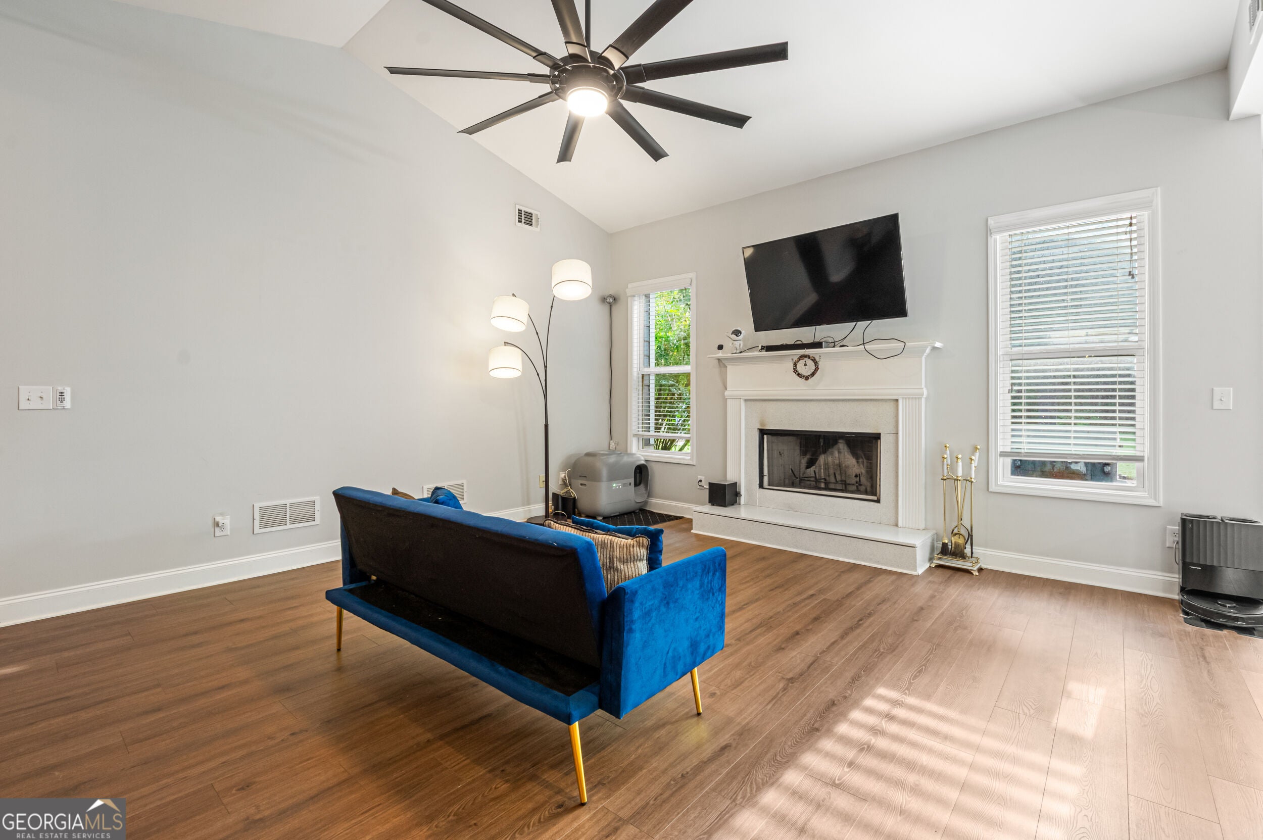 115 Linda ST