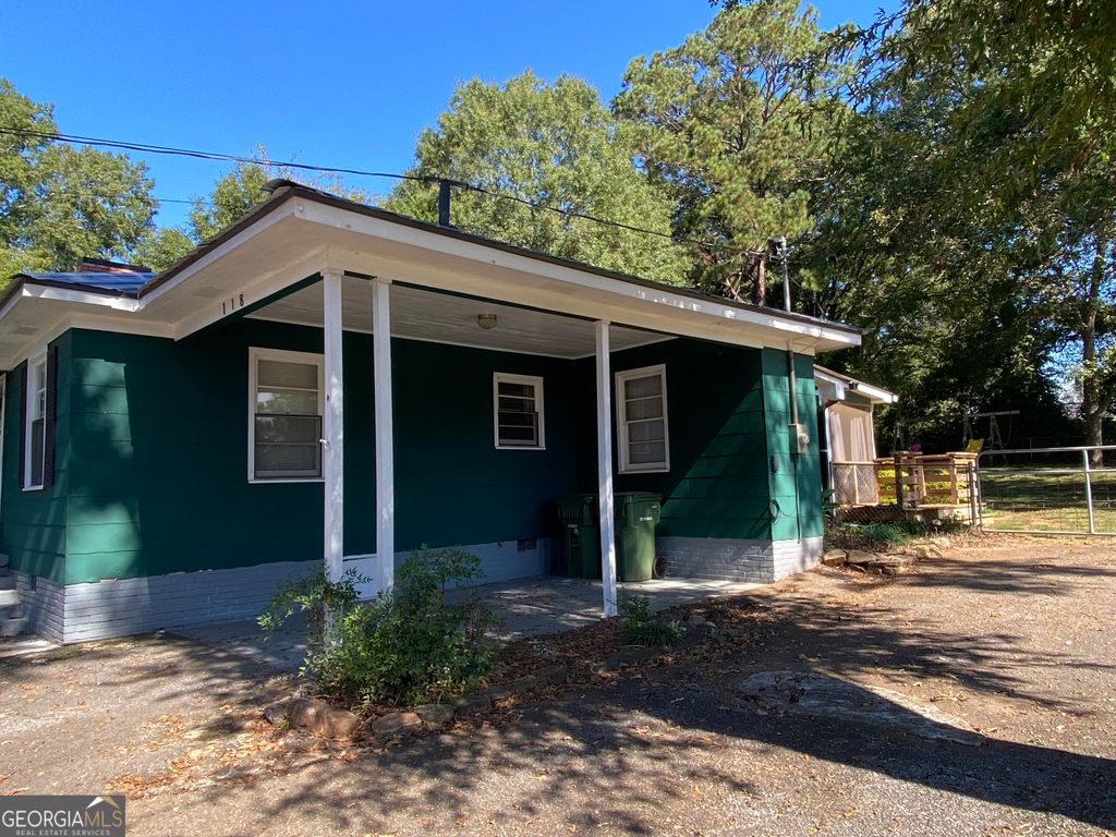 Photo of 118 Glen Iris Drive, Monroe, GA 30655 (MLS # 10670181)