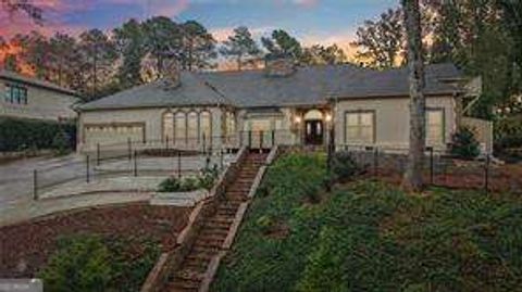 Photo of 511 Pine Valley Road SE, Marietta, GA 30067 (MLS # 10622992)