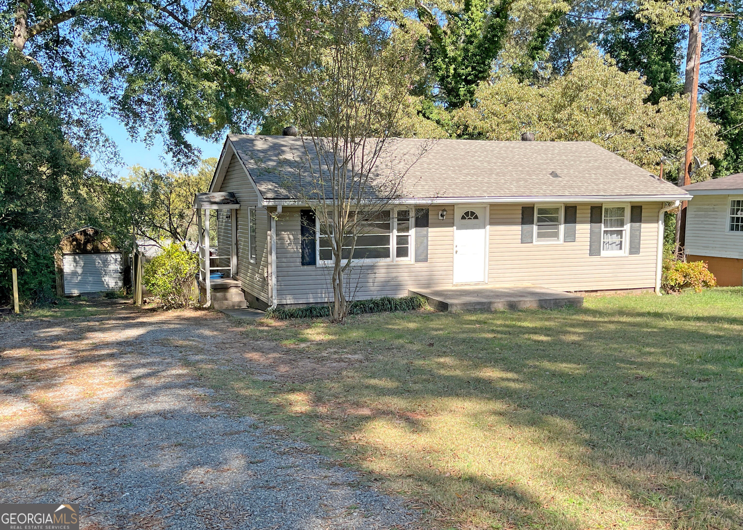 9 Wisteria DR SE