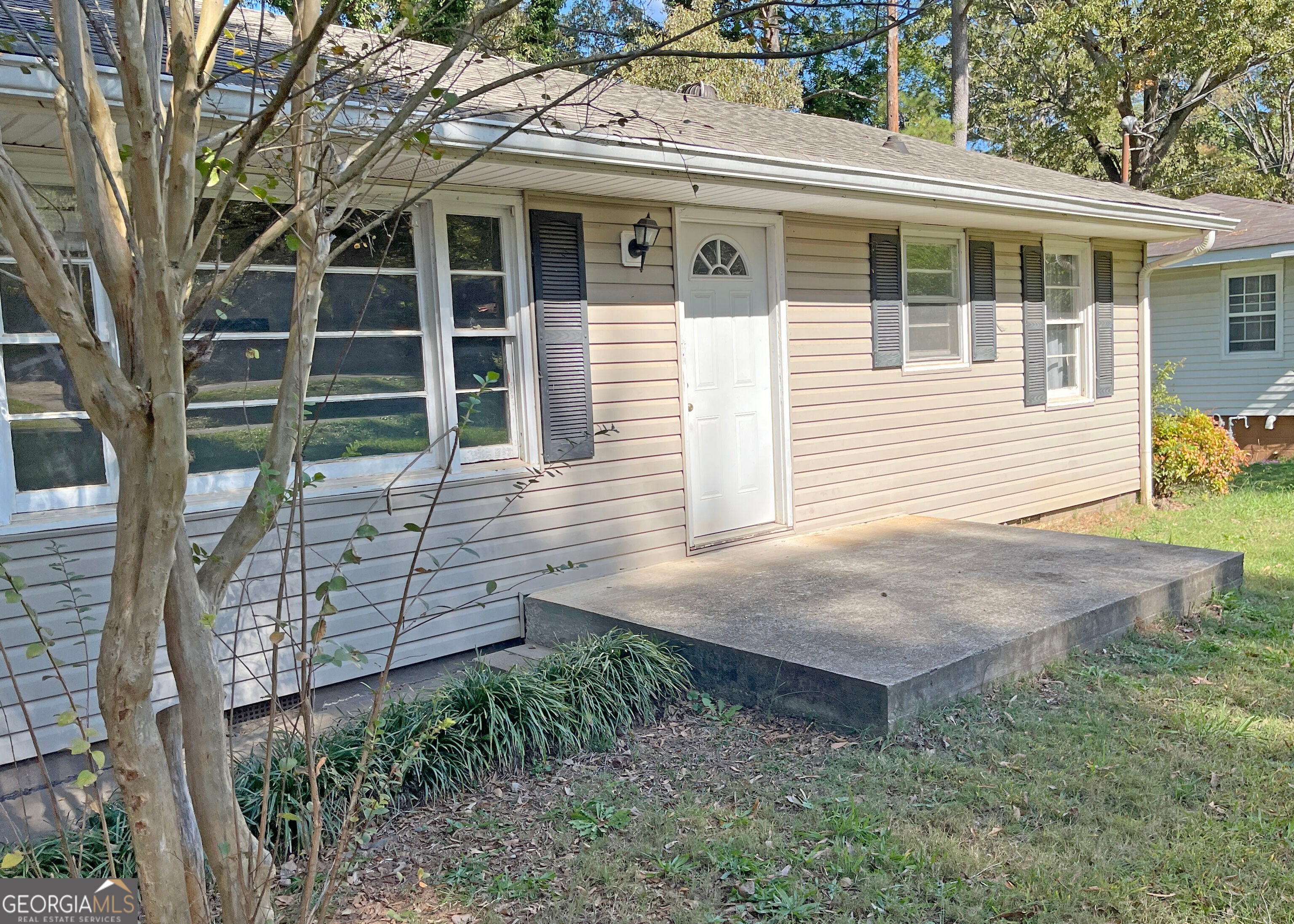 9 Wisteria DR SE