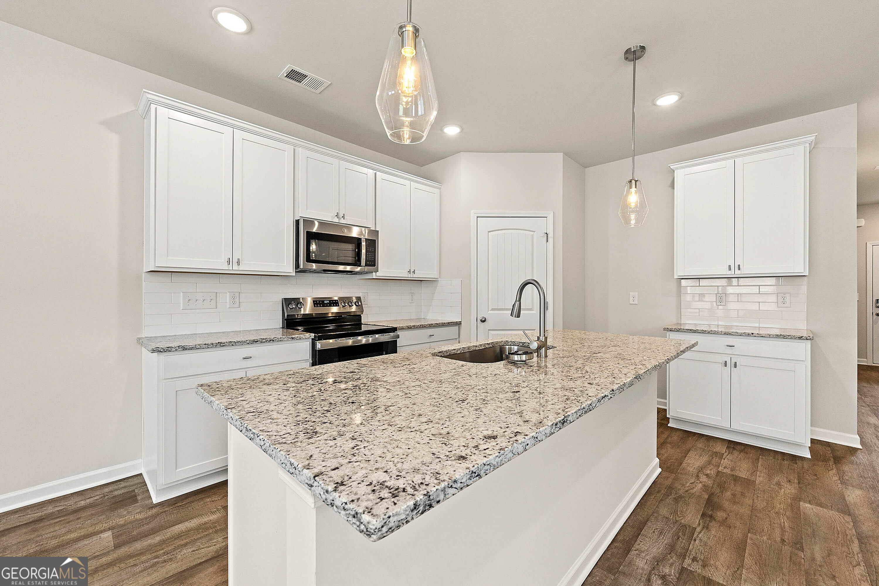 5280 Magnolia Grove WAY