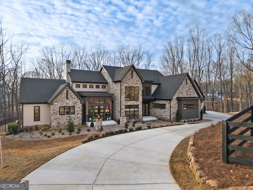 Photo of 713 Hicks Rd, Canton, GA 30115 (MLS # 10686883)