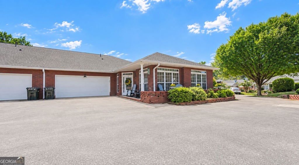 Photo of 4232 Pondview Way, Oakwood, GA 30566 (MLS # 10848565)