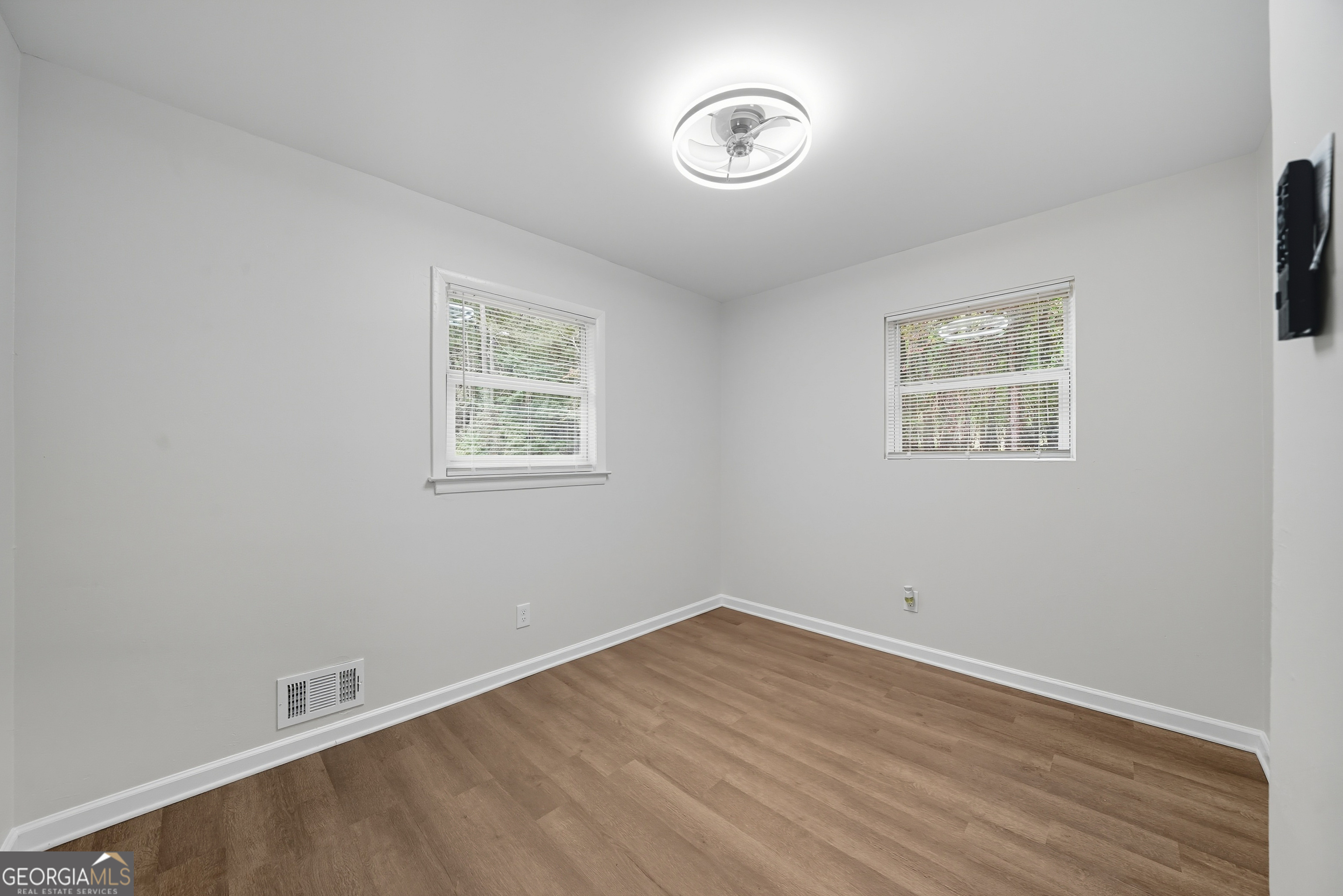 Paradise Park - Residential