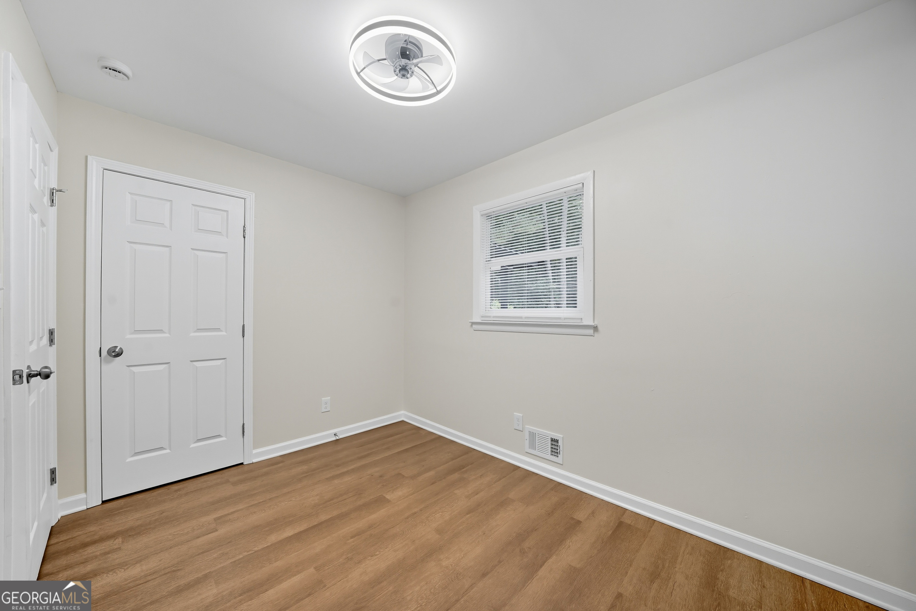 Paradise Park - Residential