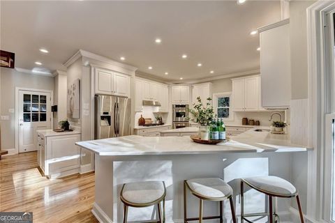 1595 Northcliff TRCE Roswell GA 30076