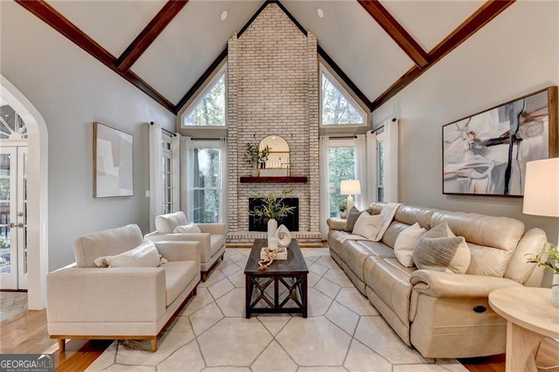 1595 Northcliff TRCE