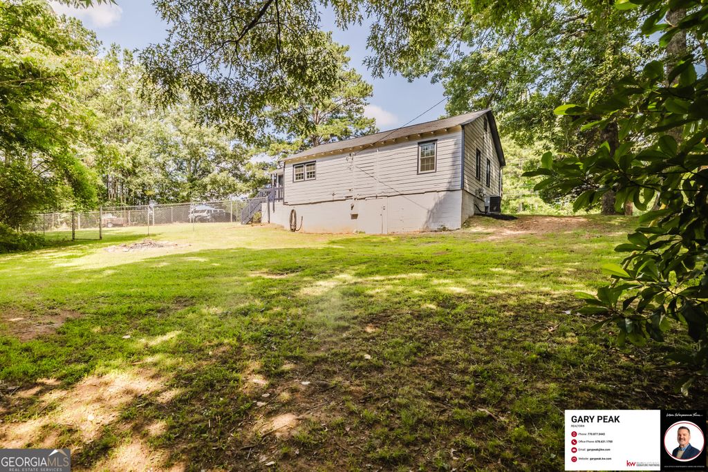 Photo of 7896 Cartersville Highway, Dallas, GA 30132 (MLS # 10799034)