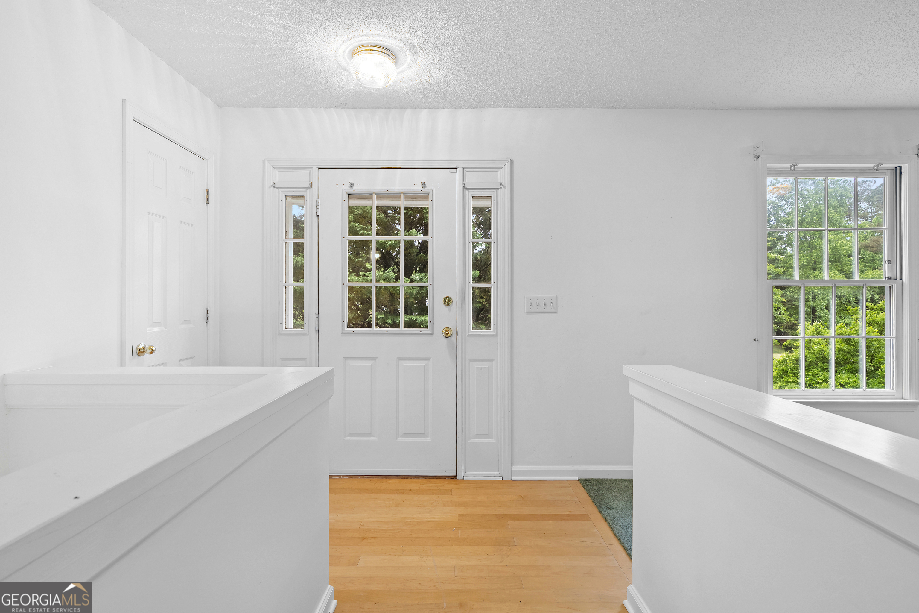 2000 Emerald DR