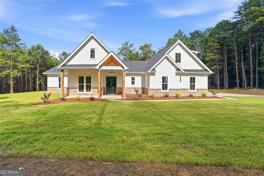 37 Kirk RD NW