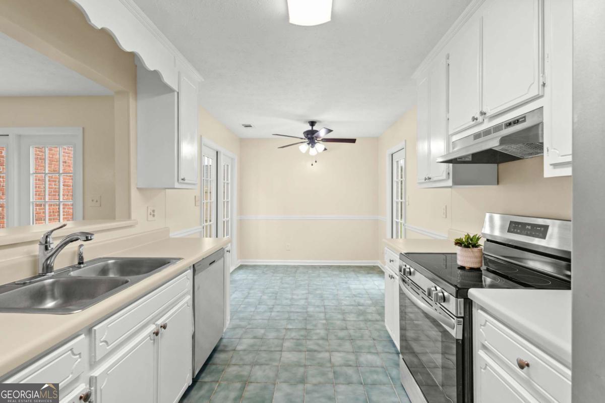 1891 Riverchase CIR NE