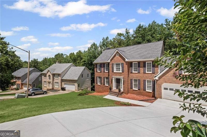 1079 Angel LN