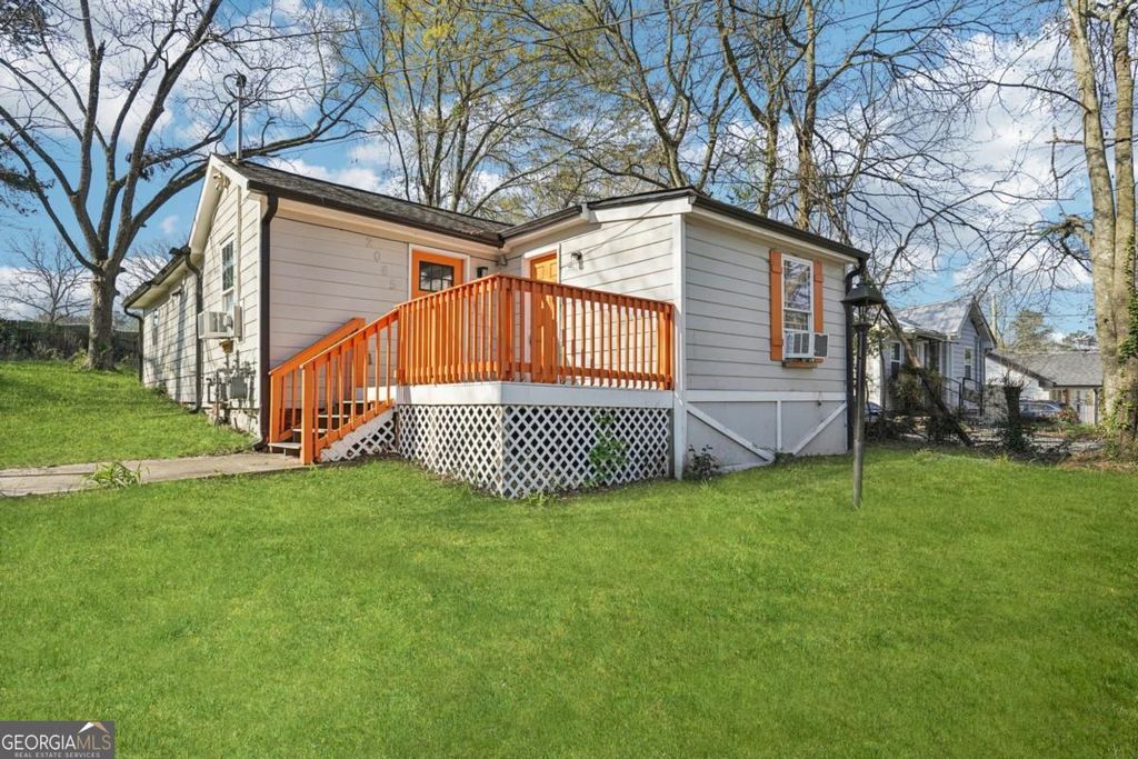 Photo of 2065 Morehouse Drive, Atlanta, GA 30314 (MLS # 10739461)