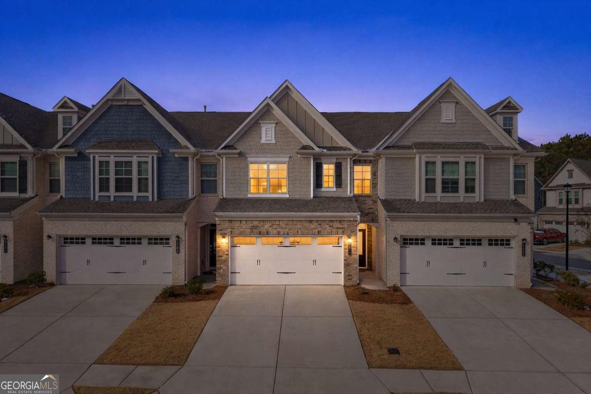 2210 Lanier Harbor PTE