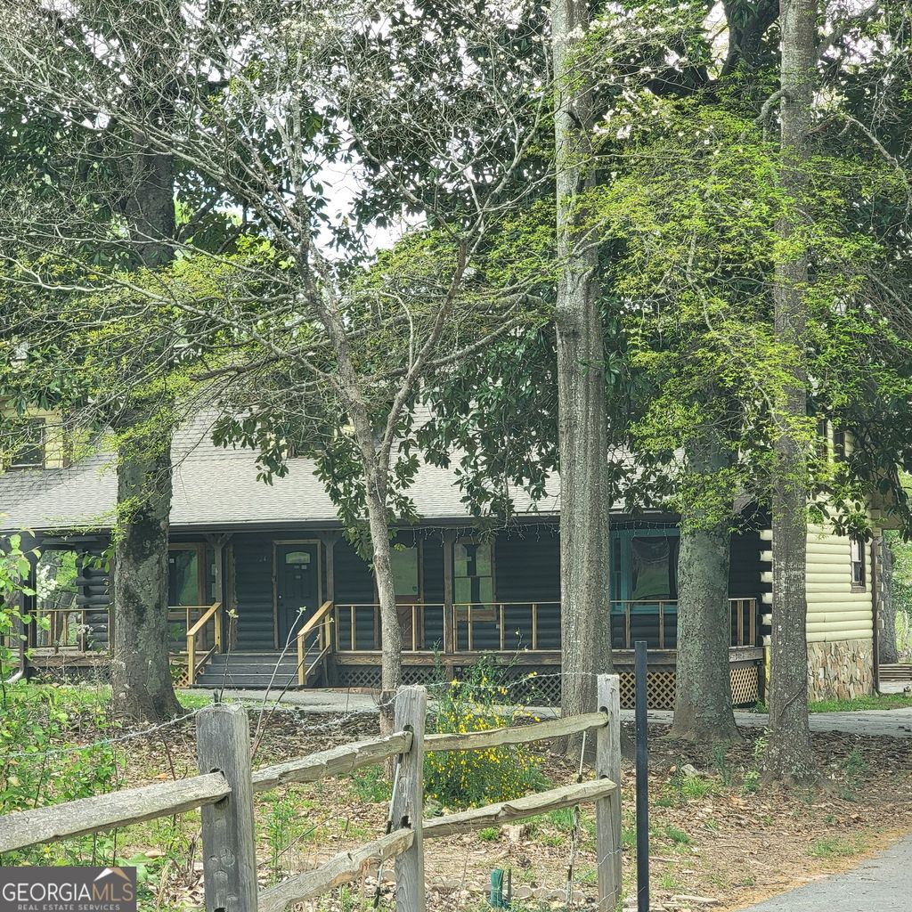 Photo of 24 Alexander Road, Grantville, GA 30220 (MLS # 10725403)