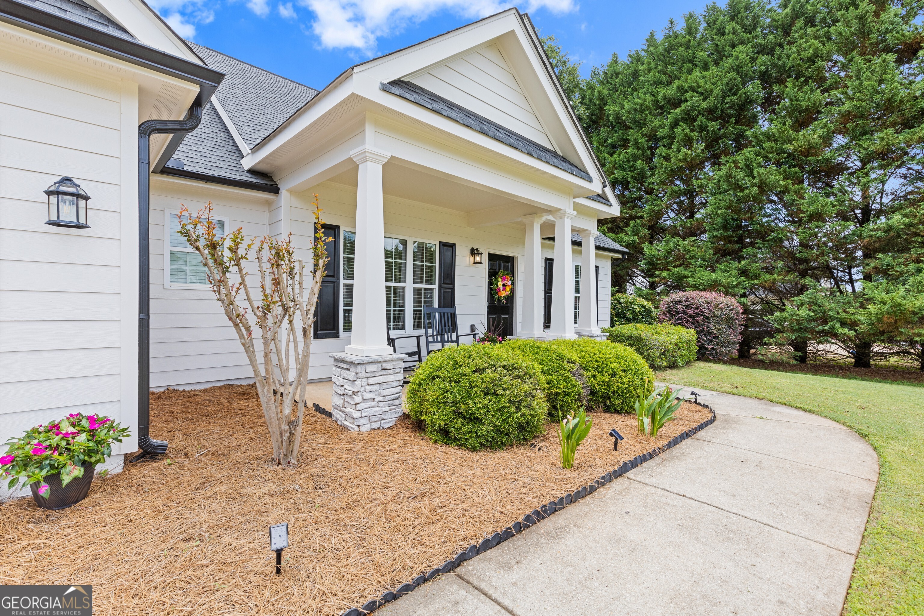 360 Finch WAY