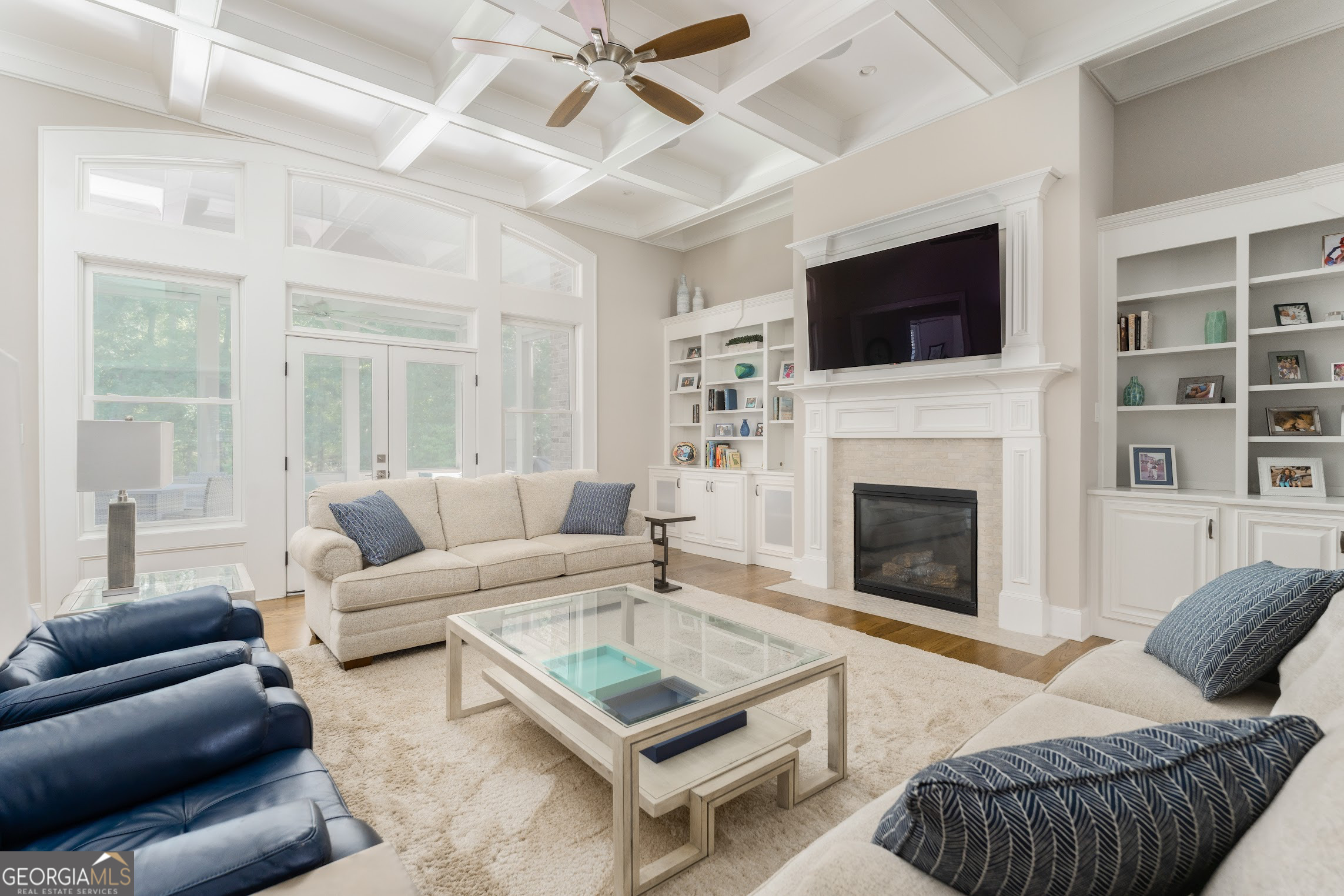 345 Sidney LN