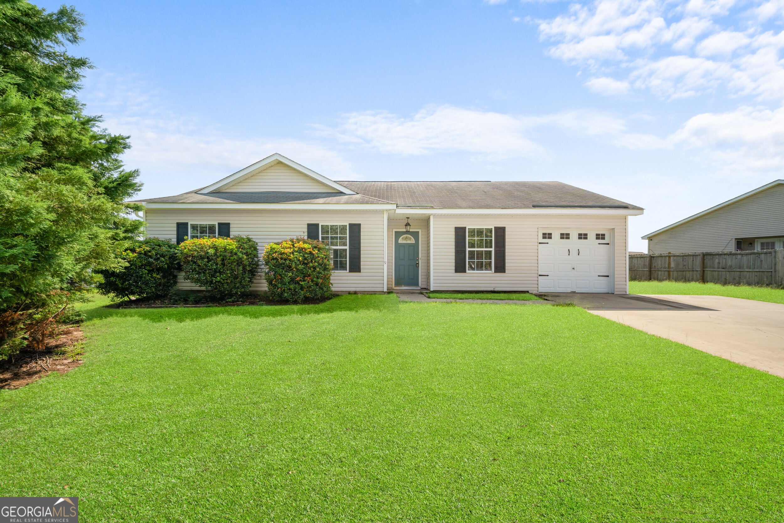 9020 Whispering Pines BLVD