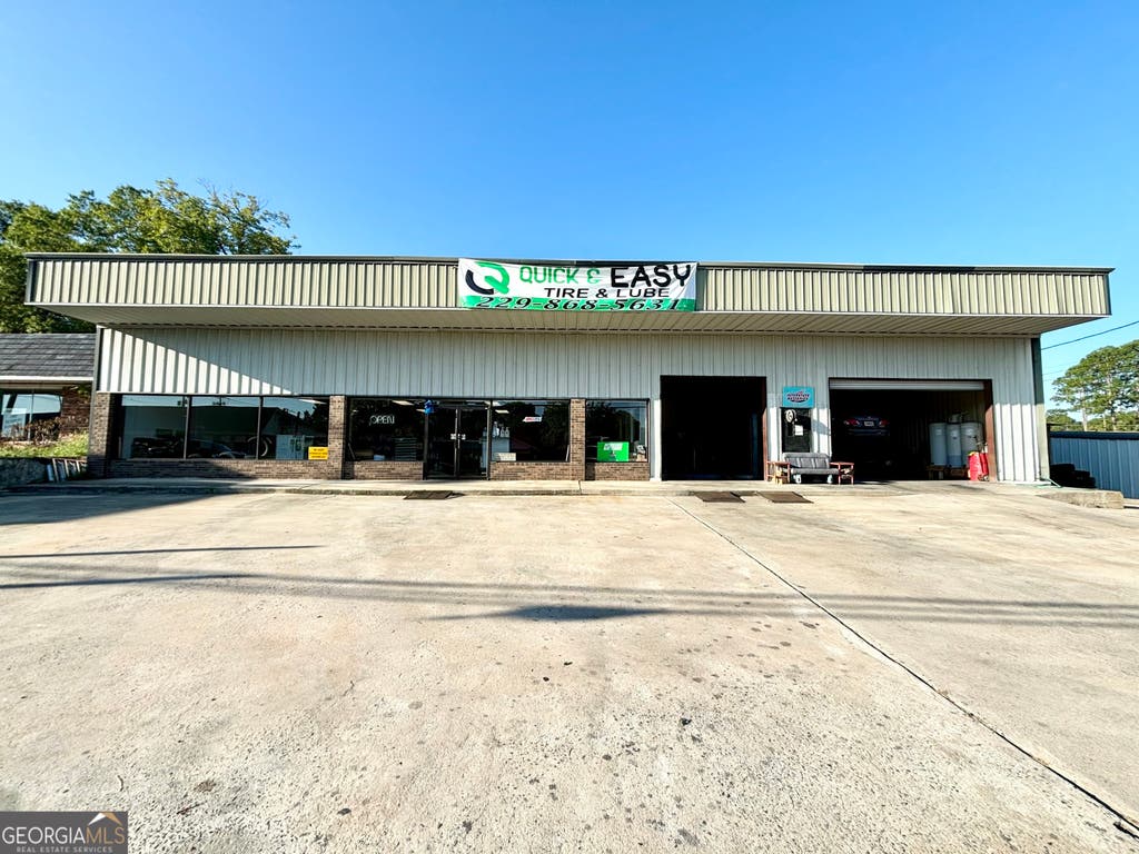 Photo of 57 W Oak Street, McRae-Helena, GA 31055 (MLS # 10781465)