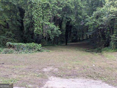 Photo of 785 N Evelyn Place NW, Atlanta, GA 30318 (MLS # 10618383)