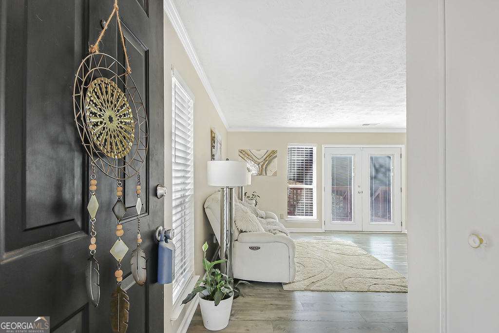 4018 Bayside CIR