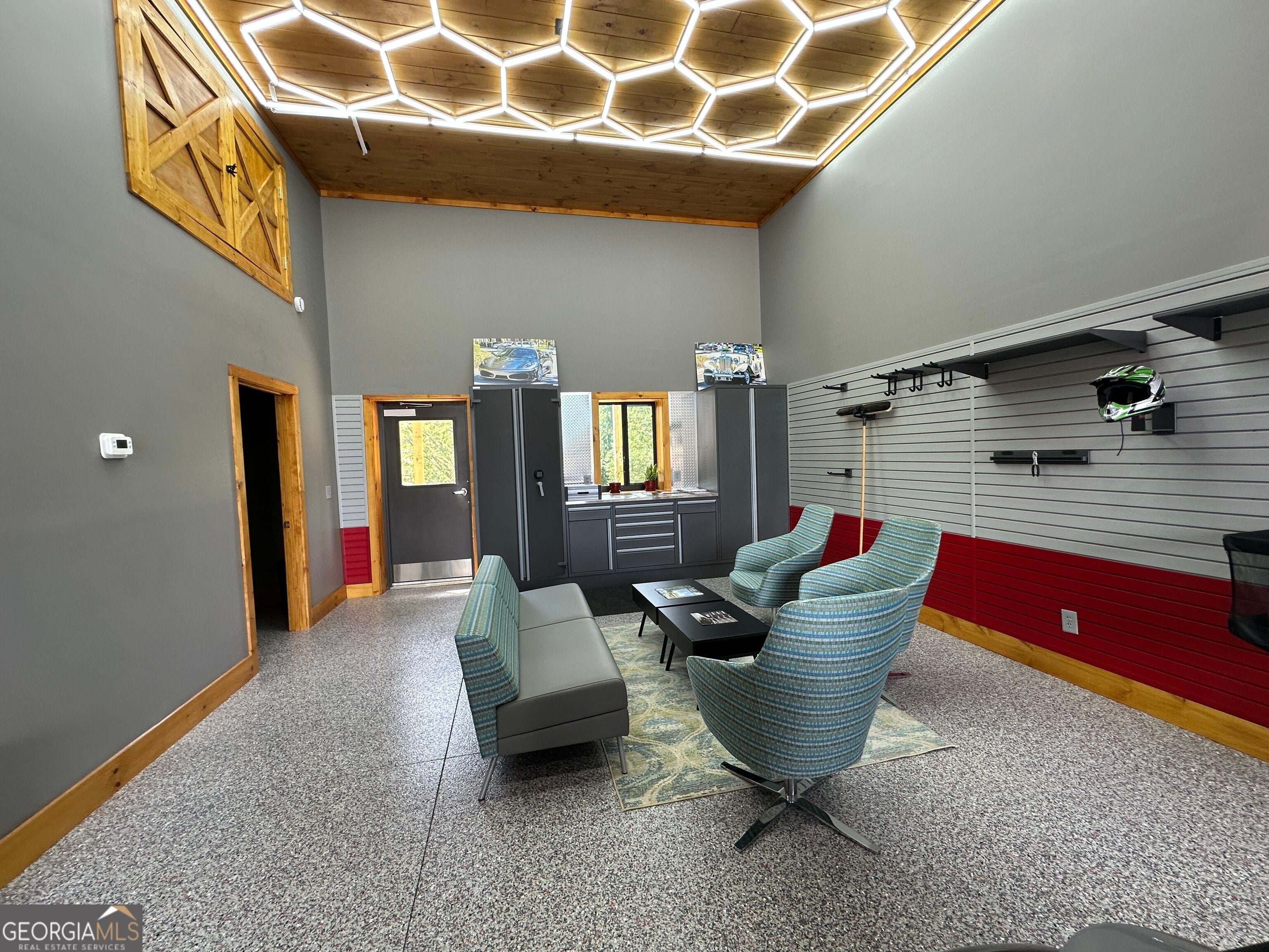 0 Barnard LN UNIT 202