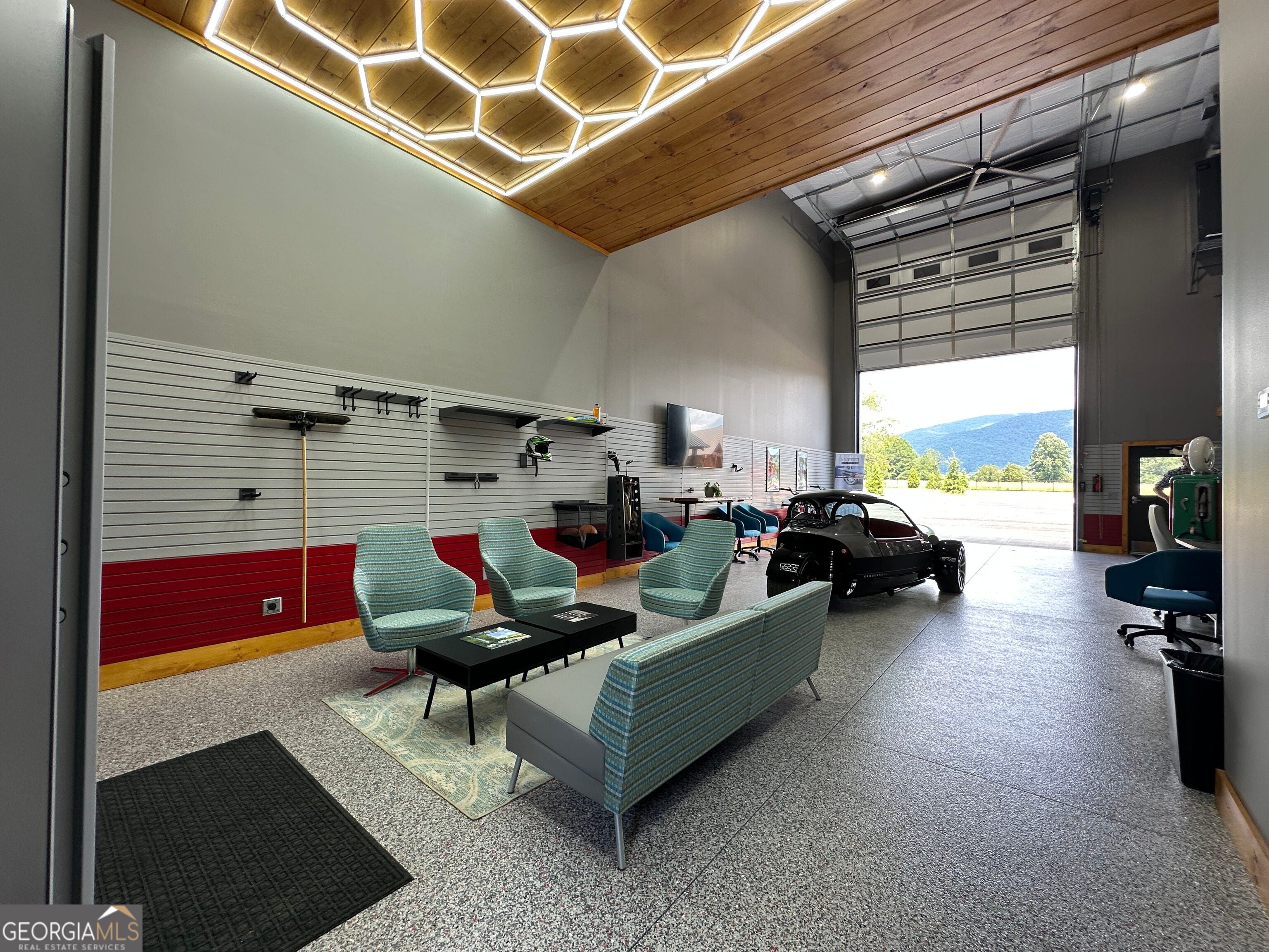 0 Barnard LN UNIT 202